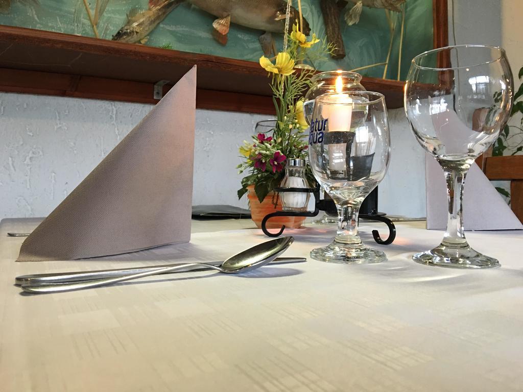 Kis-Duna Motel & Camping Mosonmagyaróvár Eksteriør bilde